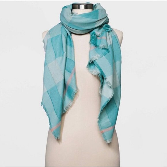 Universal Thread Accessories - Women's Textured Check Wrap Scarf - Universal Thread Green